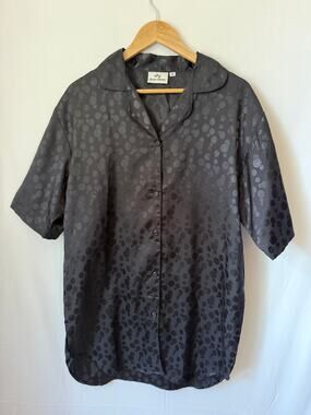 Emotions Black Satin Jacquard Polka Dot Collared Button-Up Blouse Women’s M